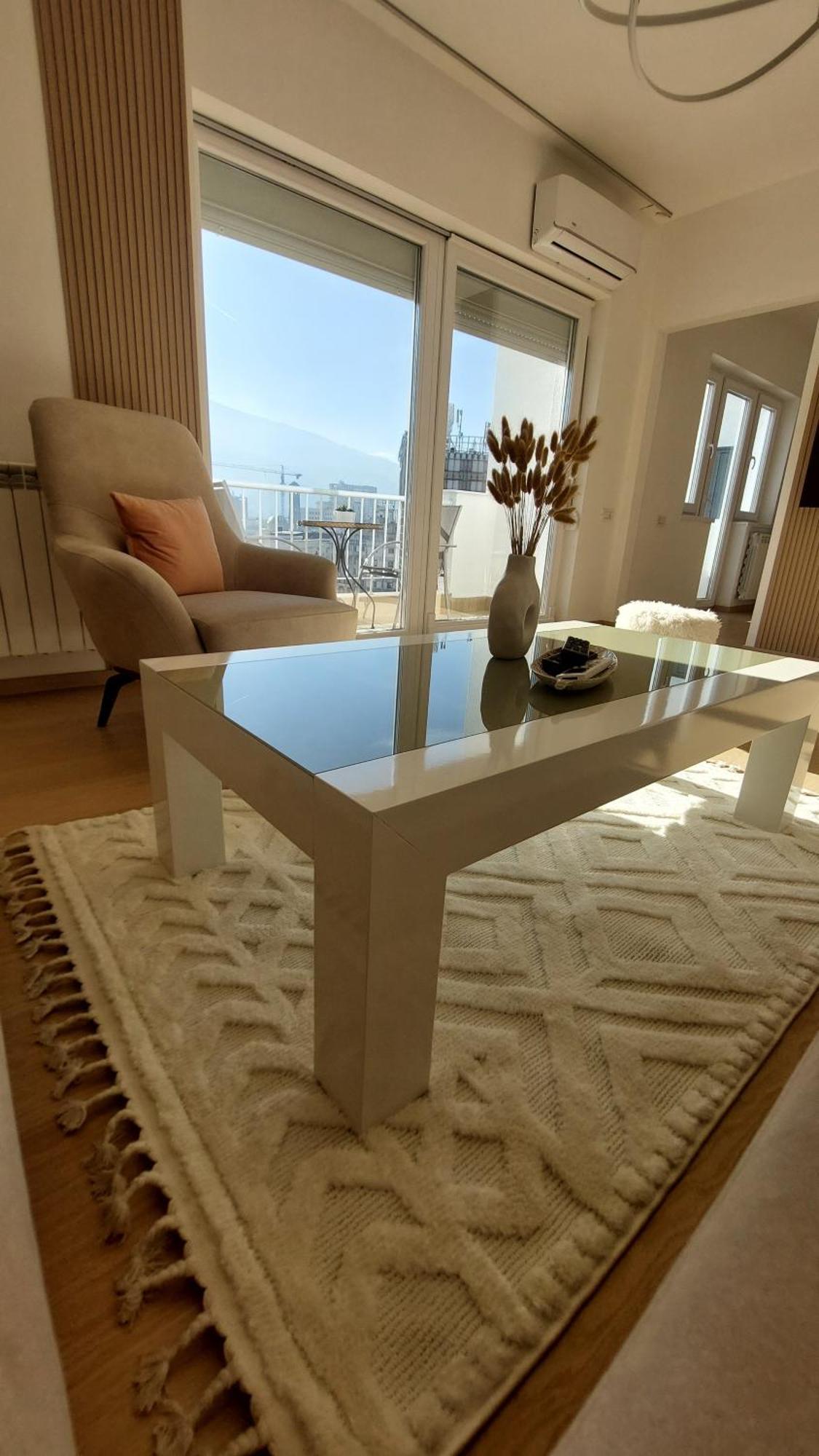Mina Modern & Cozy Apartment Main City Square Gtc Skopje Exterior photo