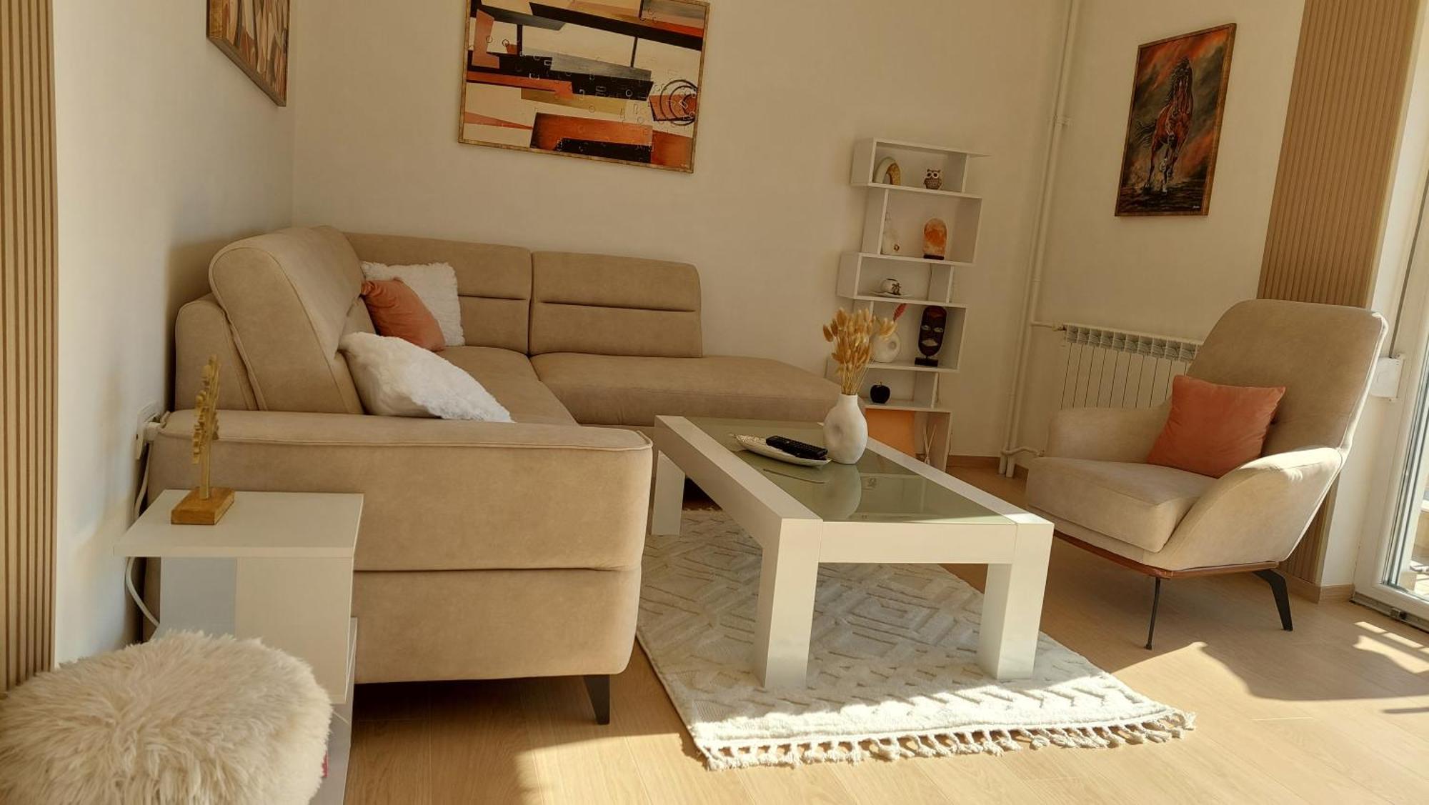 Mina Modern & Cozy Apartment Main City Square Gtc Skopje Exterior photo