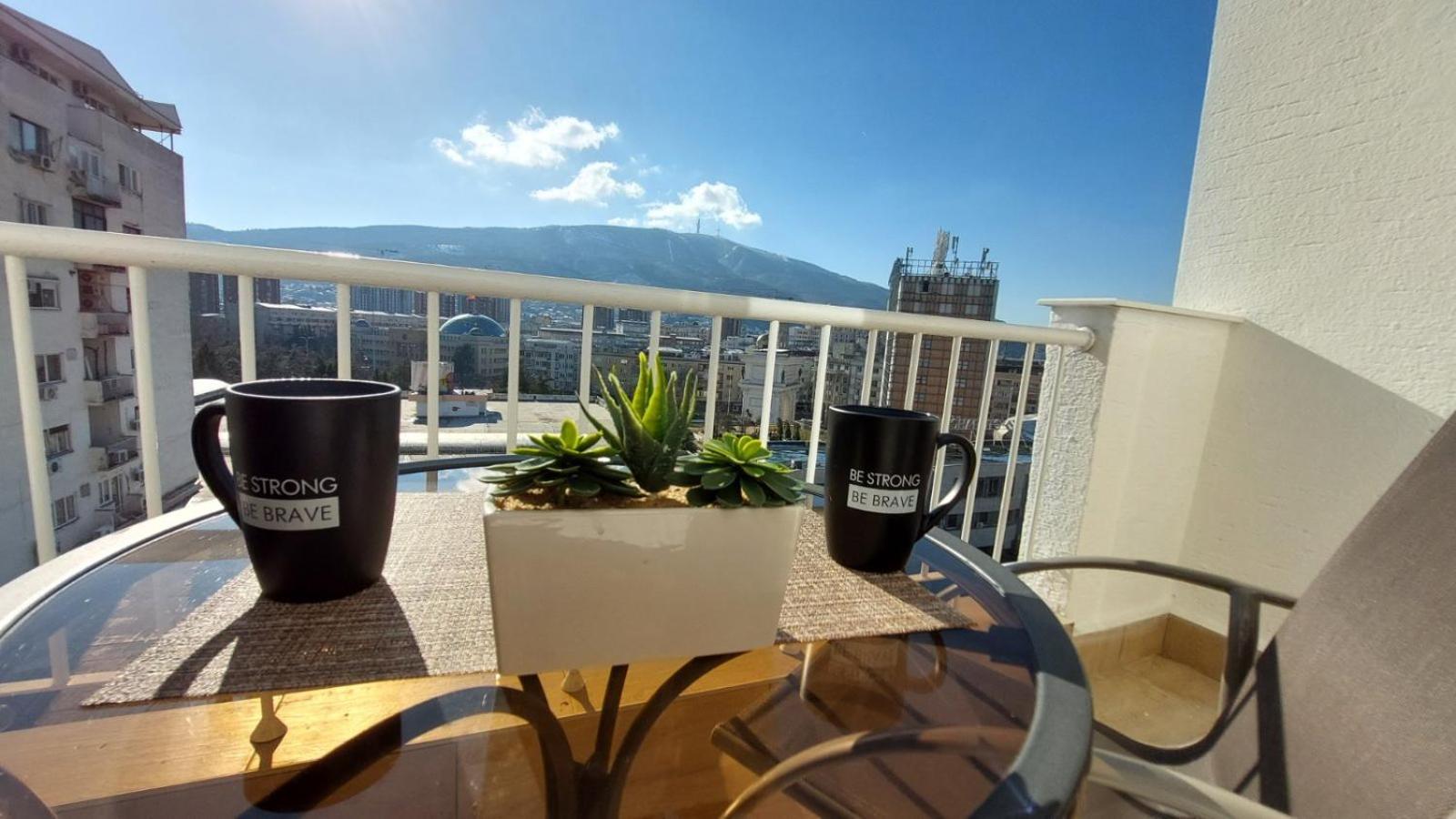Mina Modern & Cozy Apartment Main City Square Gtc Skopje Exterior photo