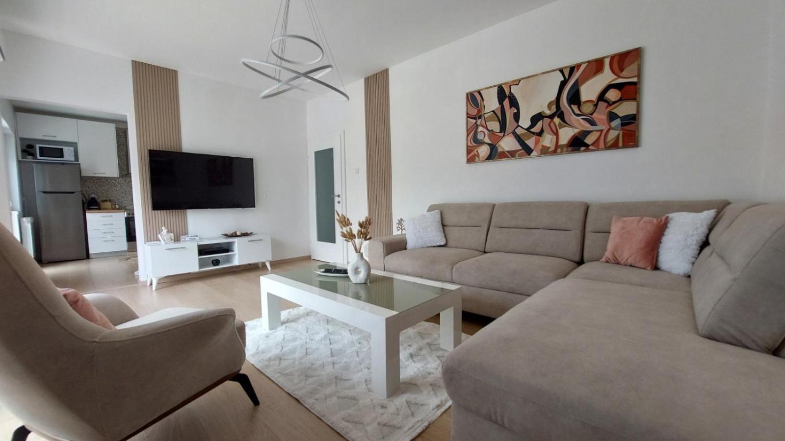 Mina Modern & Cozy Apartment Main City Square Gtc Skopje Exterior photo