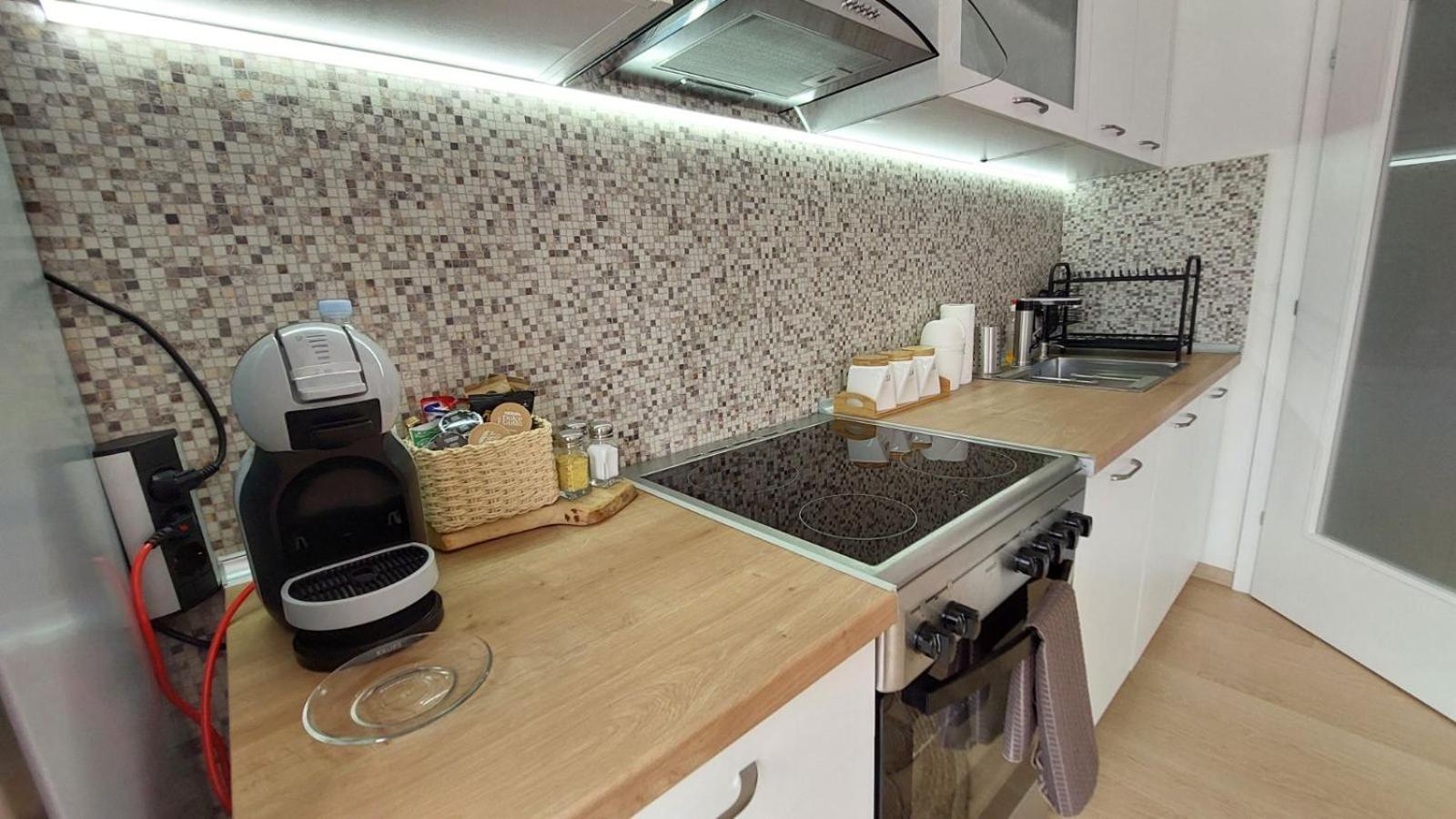 Mina Modern & Cozy Apartment Main City Square Gtc Skopje Exterior photo