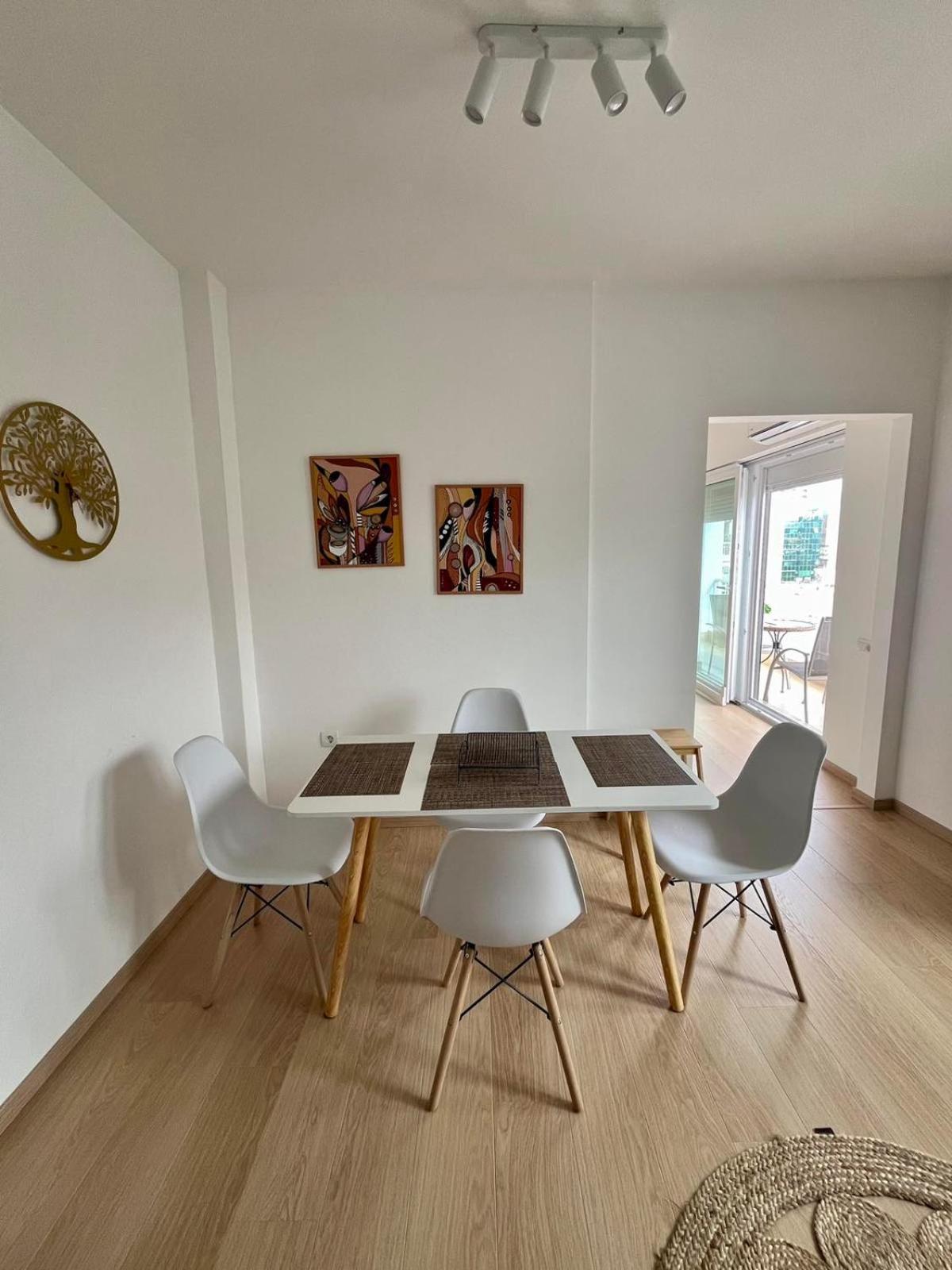 Mina Modern & Cozy Apartment Main City Square Gtc Skopje Exterior photo